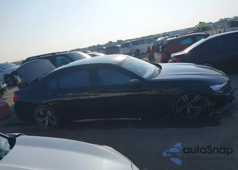 2019 BMW 740I z USA, uszkodzony, nr VIN WBA7E2C59KB217750